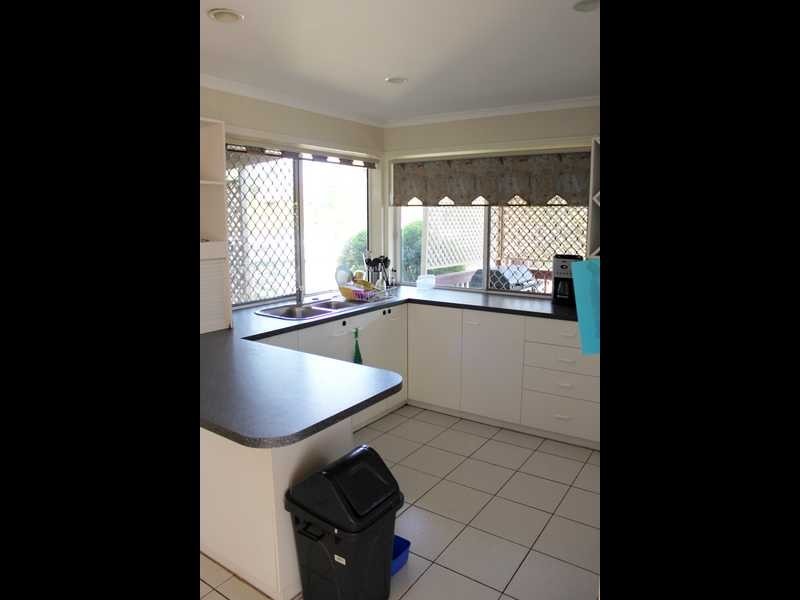 30 Lorrikeet Street, Bundamba QLD 4304