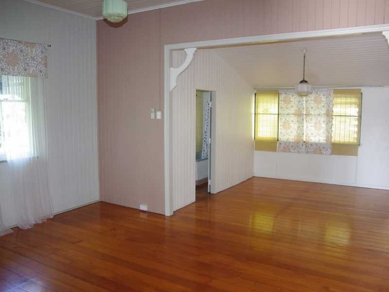 31 Stephenson Street, Sadliers Crossing QLD 4305