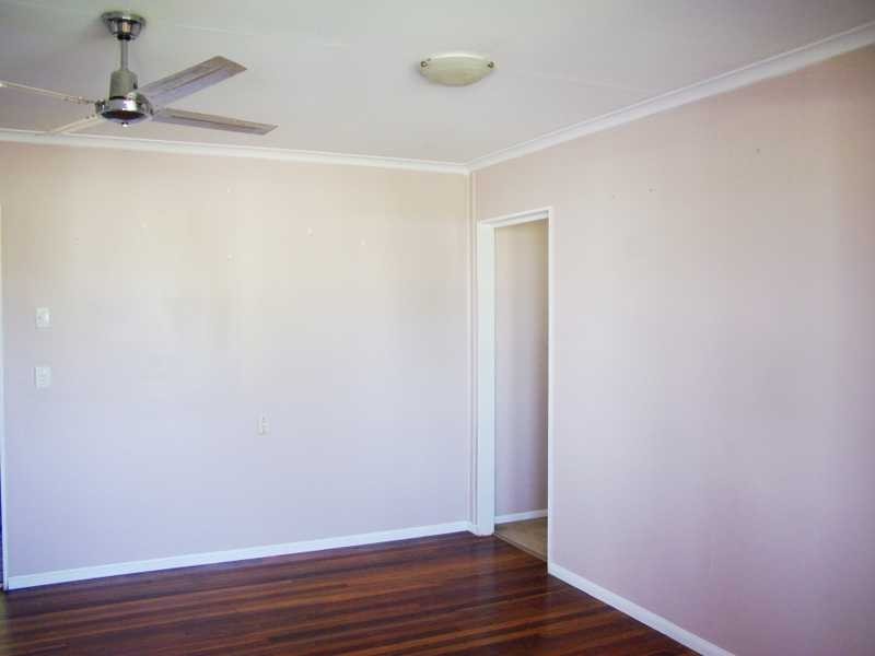 207 Whitehill Road, Raceview QLD 4305