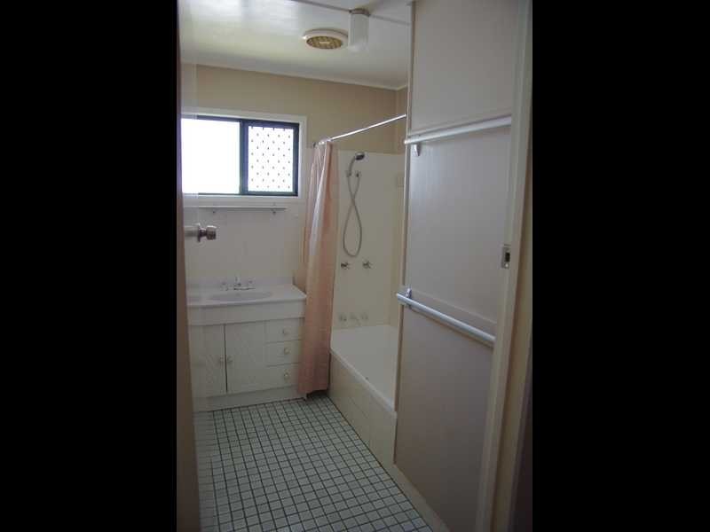 207 Whitehill Road, Raceview QLD 4305