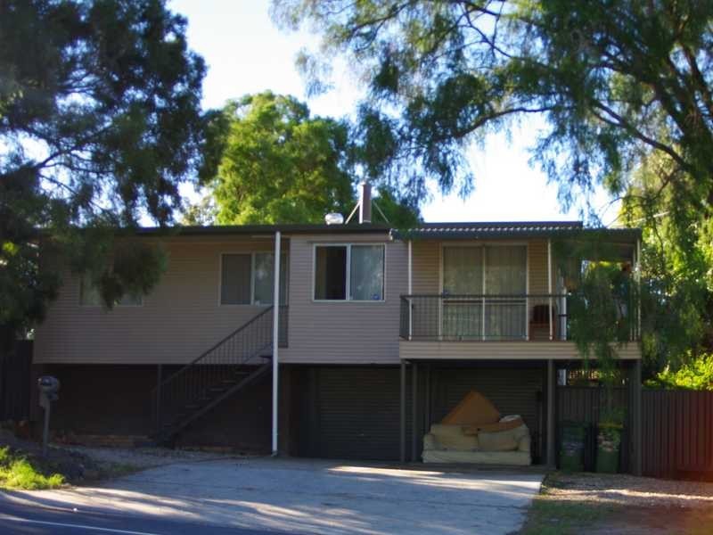 9 Ash Street, Yamanto QLD 4305