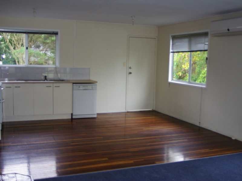 9 Ash Street, Yamanto QLD 4305