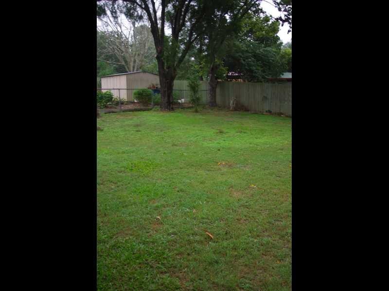 9 Ash Street, Yamanto QLD 4305
