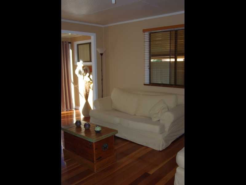19 Simmons Road, North Ipswich QLD 4305