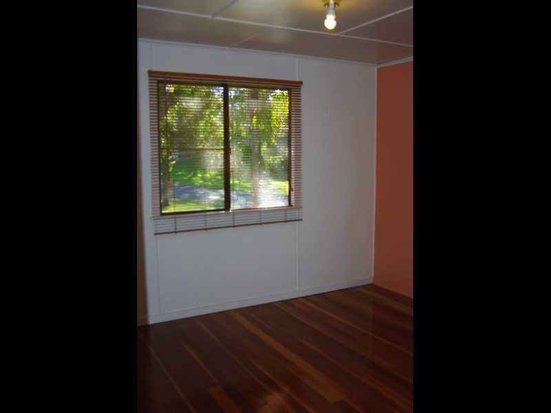 19 Simmons Road, North Ipswich QLD 4305