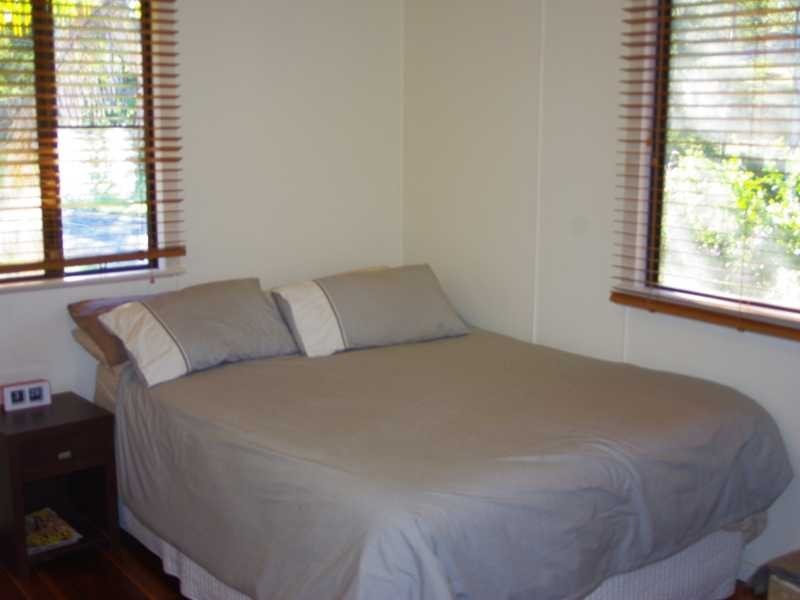 19 Simmons Road, North Ipswich QLD 4305