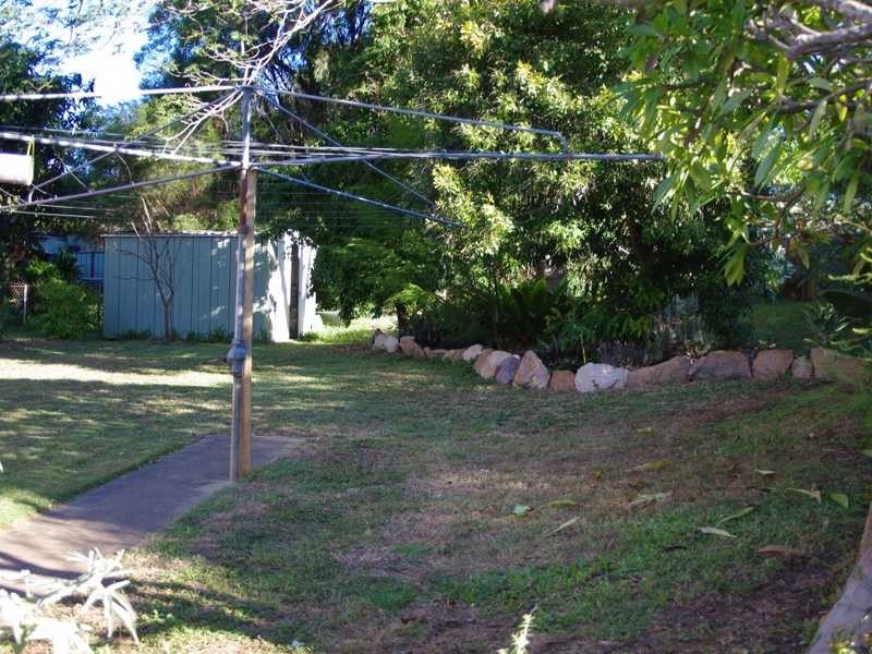19 Simmons Road, North Ipswich QLD 4305