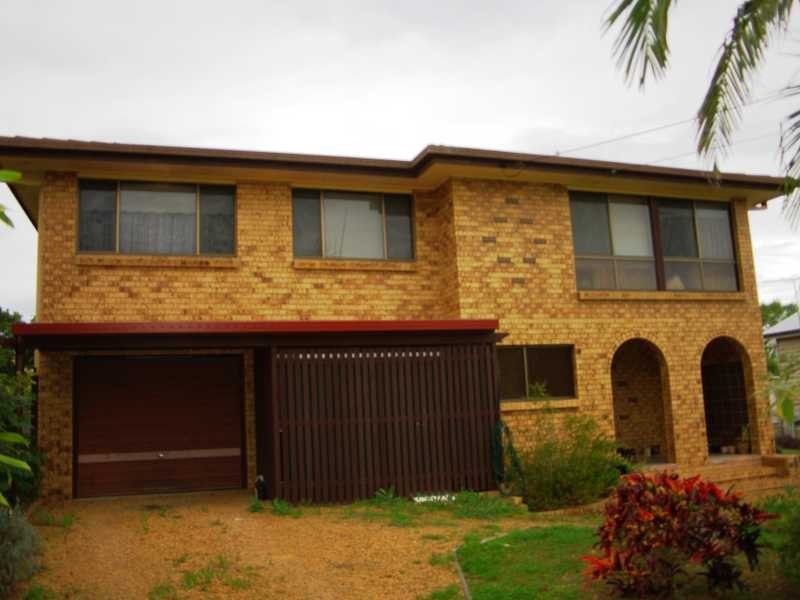4 Russell Street, Silkstone QLD 4304