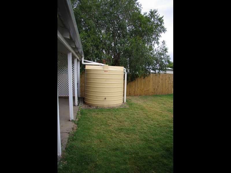 4 Morris Street, Silkstone QLD 4304