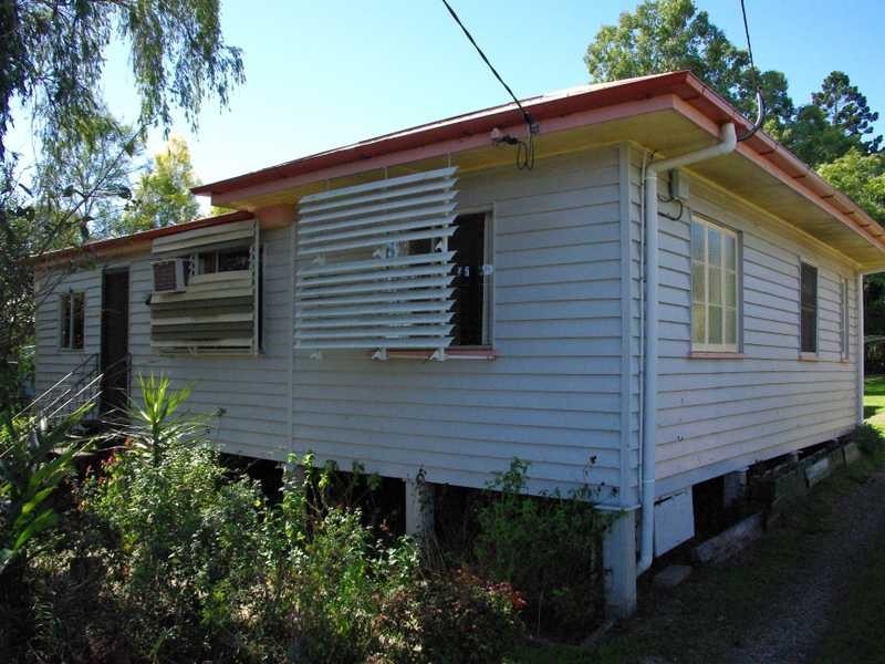 2 Marcel Street, East Ipswich QLD 4305