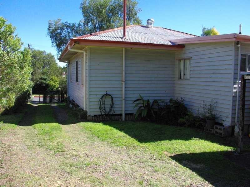 2 Marcel Street, East Ipswich QLD 4305