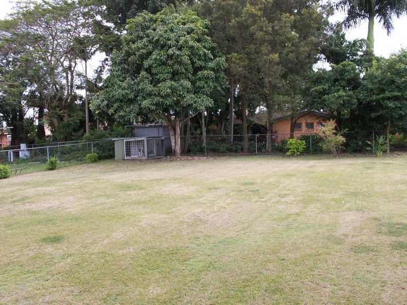 18 Warrawong Street, Eastern Heights QLD 4305