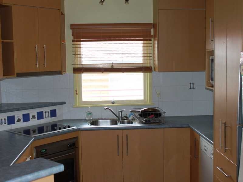 18 Warrawong Street, Eastern Heights QLD 4305