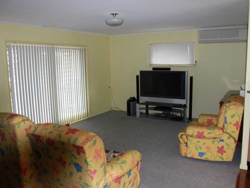 18 Warrawong Street, Eastern Heights QLD 4305