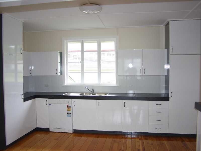 7a Macquarie Street, Booval QLD 4304