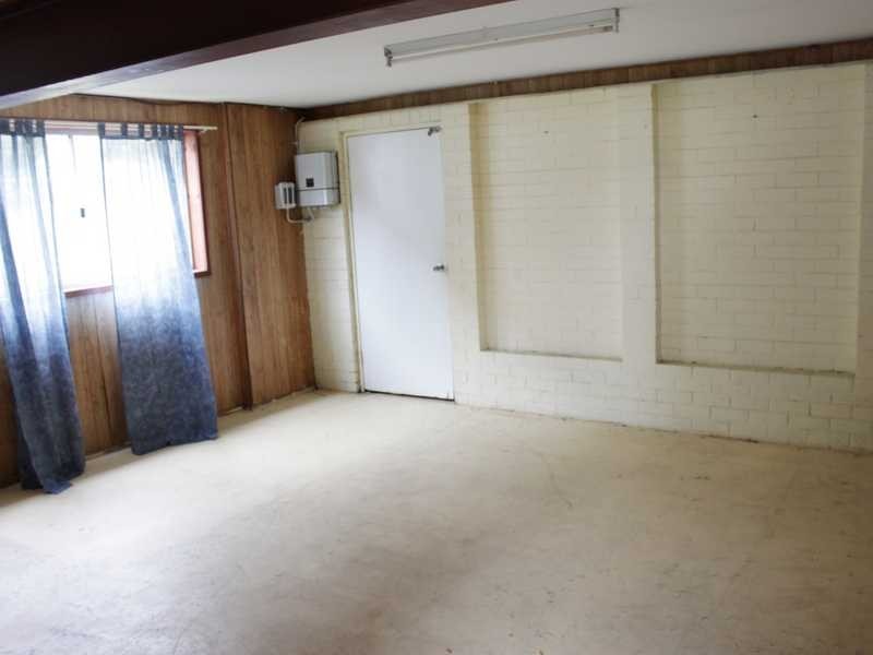 223 Blackstone Road, Silkstone QLD 4304