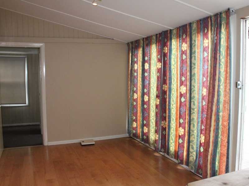 100 Thorn Street, Ipswich QLD 4305