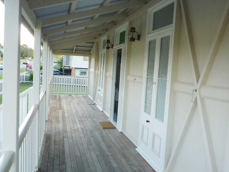 36 Blackstone Road, Newtown QLD 4305