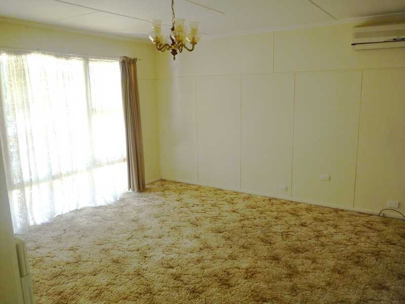 208 Old Pine Mountain Road, Brassall QLD 4305