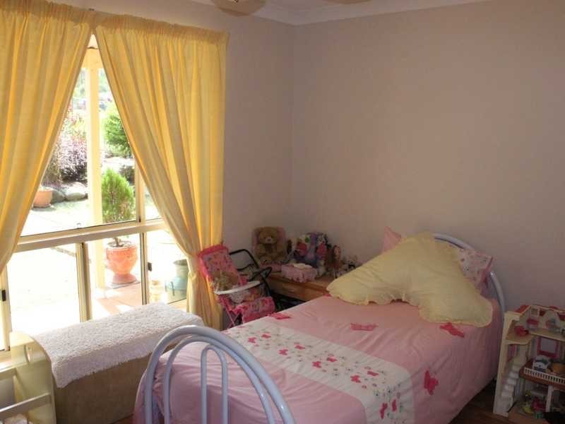 232 Wildey Street, Flinders View QLD 4305