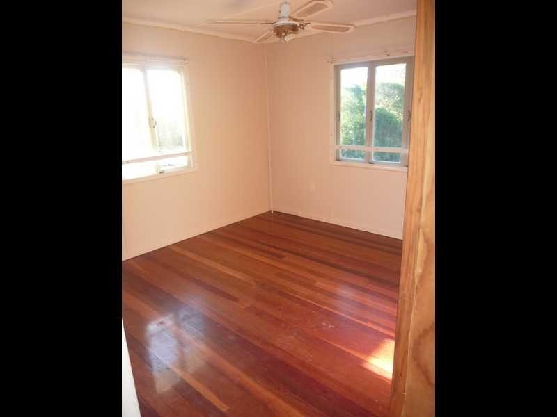 3 John Street, Bundamba QLD 4304
