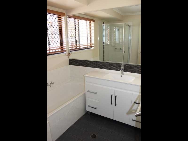 5 Shawfield Street, Willowbank QLD 4306