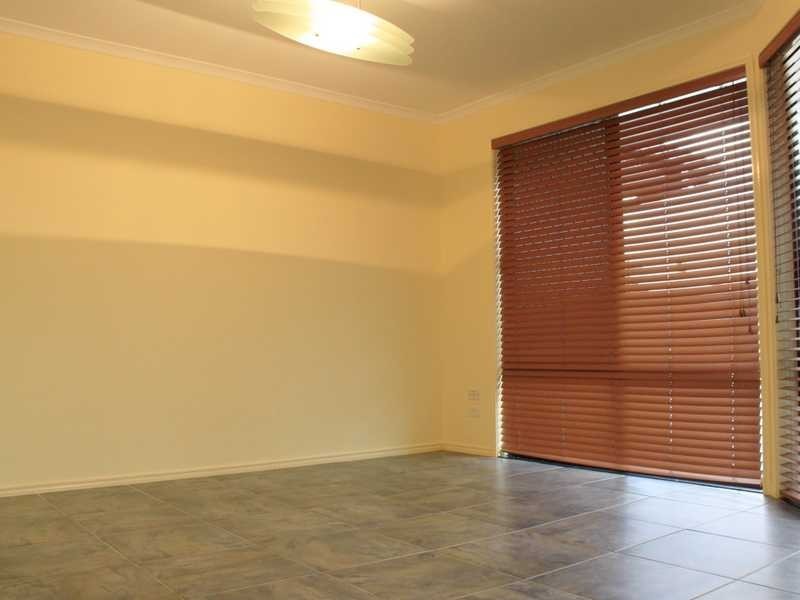 32 Mellor Place, Brassall QLD 4305