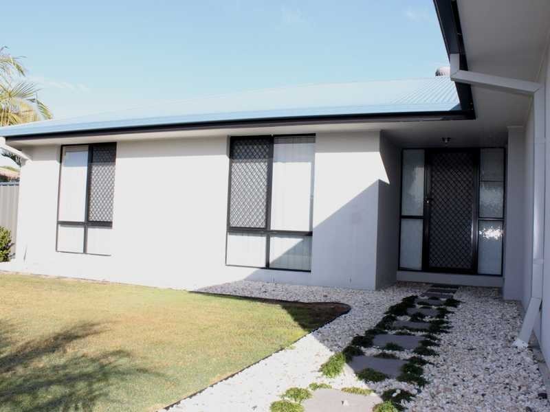 32 Lakeview Drive, Deebing Heights QLD 4306
