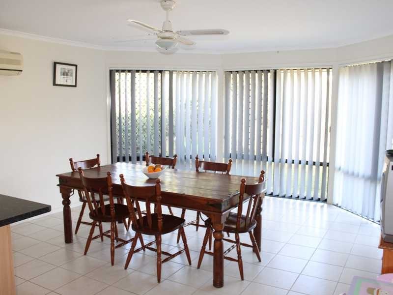 32 Lakeview Drive, Deebing Heights QLD 4306