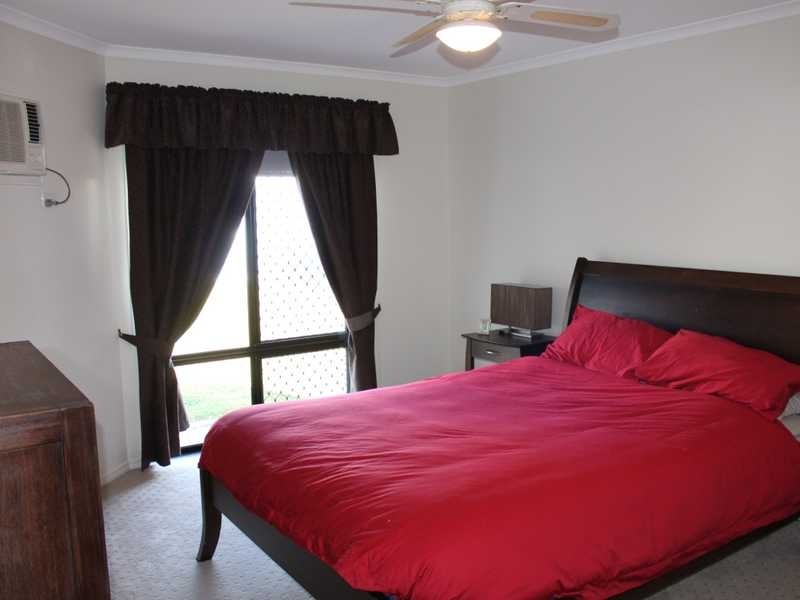 32 Lakeview Drive, Deebing Heights QLD 4306