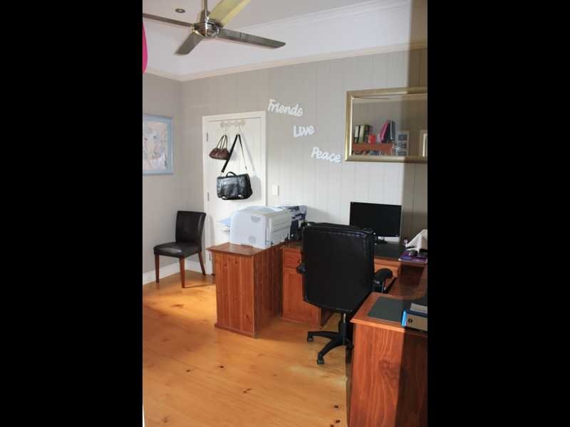 75 Thorn Street, Ipswich QLD 4305