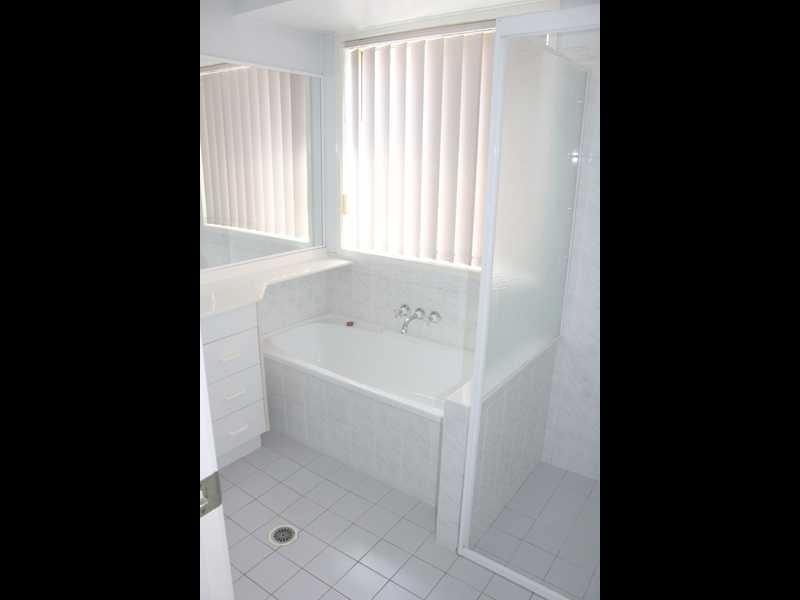 3 Ashvale Street, Flinders View QLD 4305