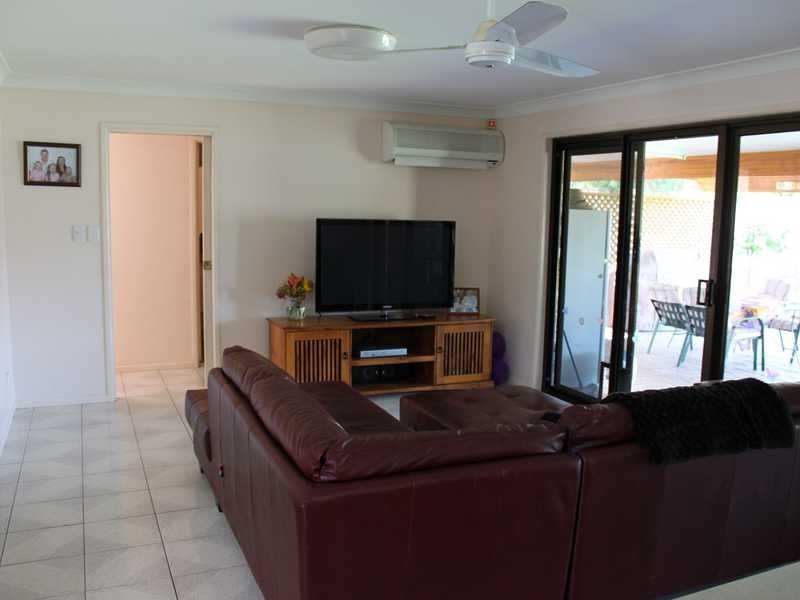 44 Equestrian Drive, Yamanto QLD 4305