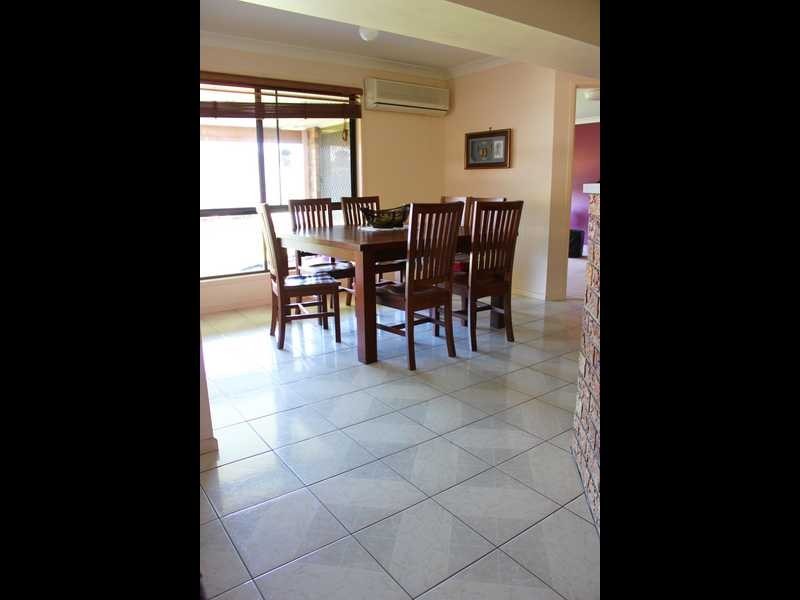 44 Equestrian Drive, Yamanto QLD 4305