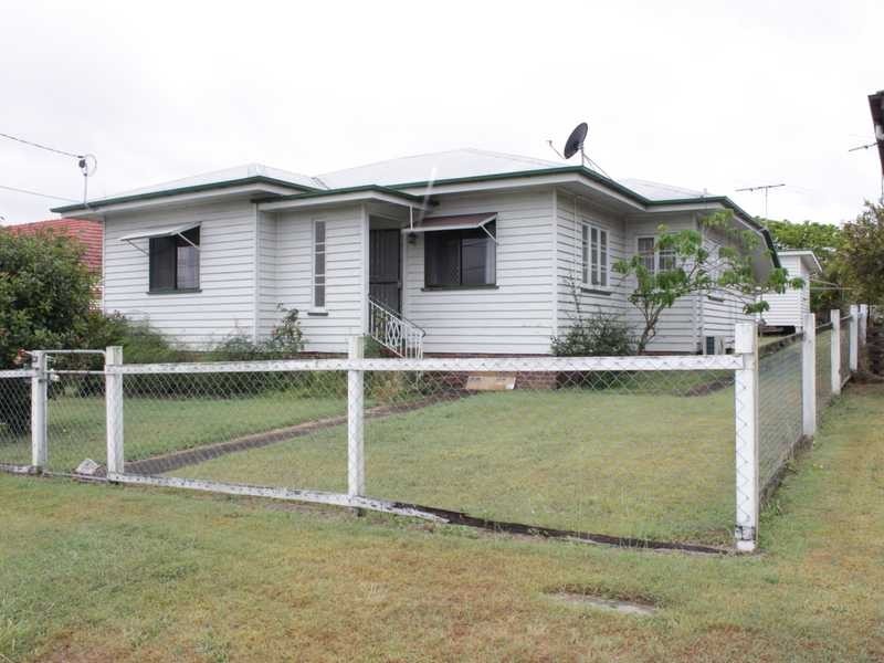 37 Dudleigh Street, North Booval QLD 4304