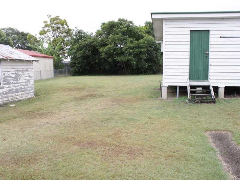 37 Dudleigh Street, North Booval QLD 4304