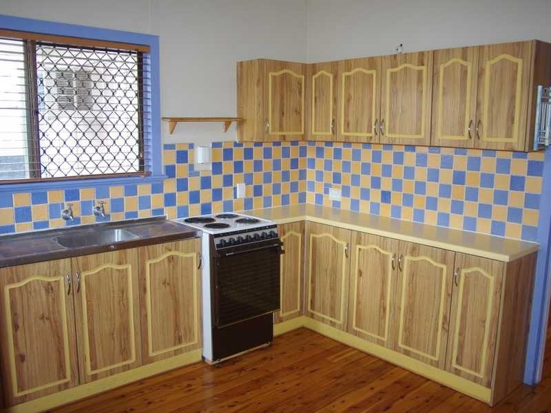 40 Lusitania Street, Newtown QLD 4305