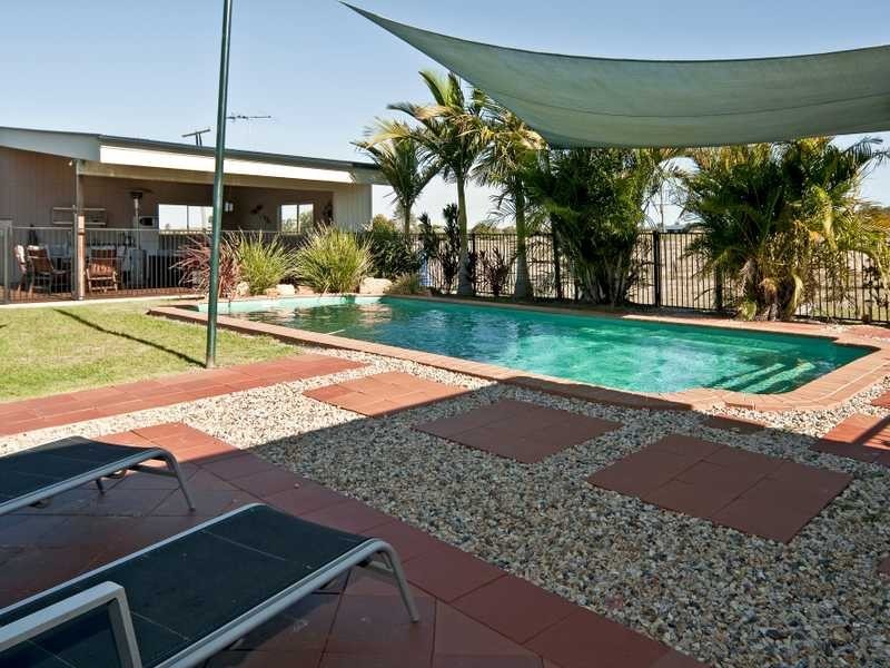 103 Mahons Road, Pine Mountain QLD 4306