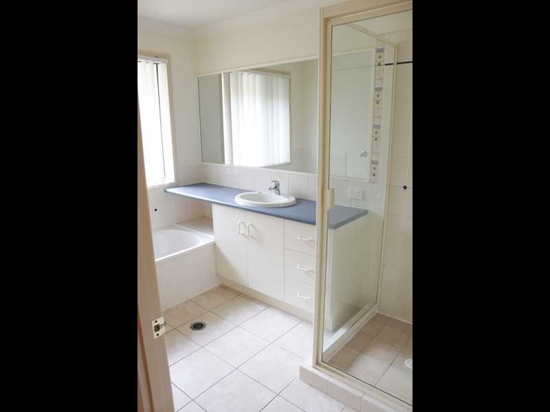 7 Yew Street, Yamanto QLD 4305