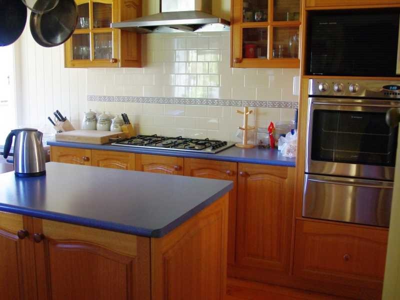 6 Smart Avenue, Eastern Heights QLD 4305