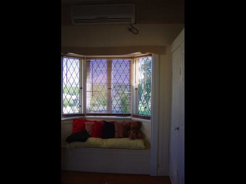 6 Smart Avenue, Eastern Heights QLD 4305