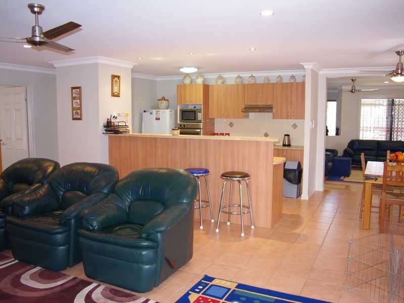Flinders View QLD 4305