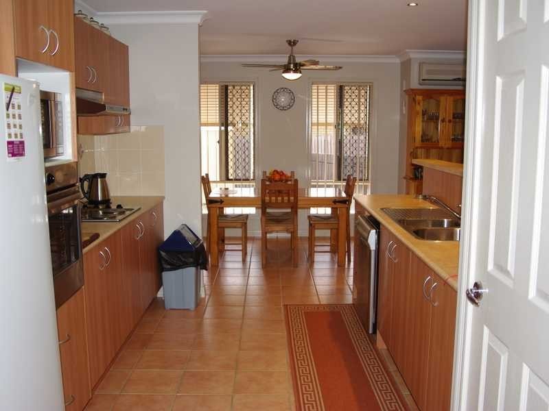 Flinders View QLD 4305