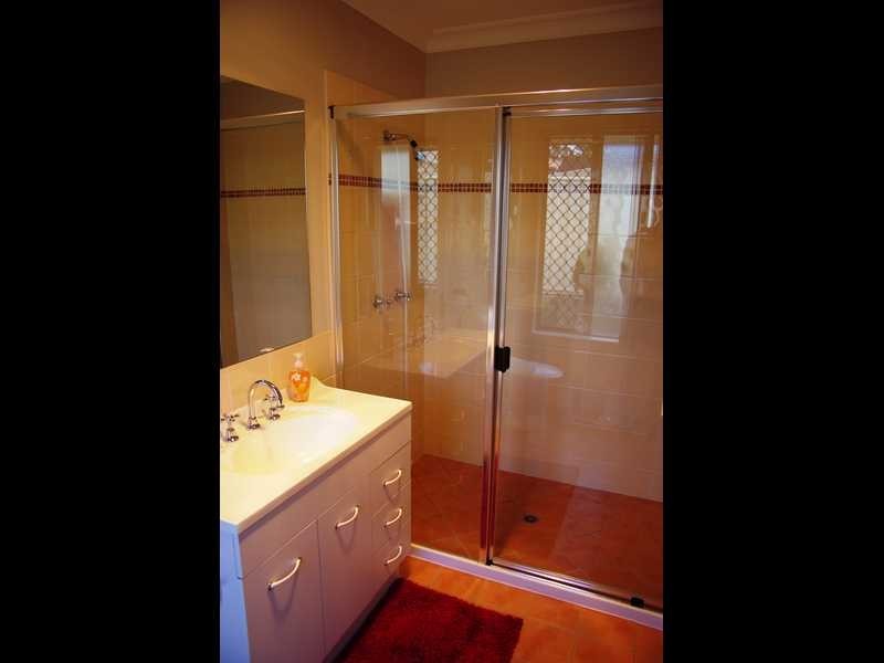Flinders View QLD 4305