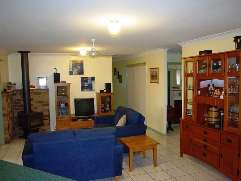 Yamanto QLD 4305