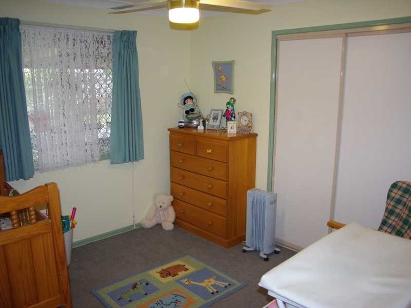 Yamanto QLD 4305