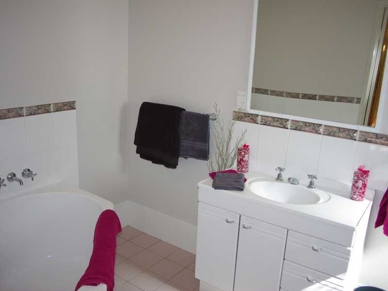 Pine Mountain QLD 4306