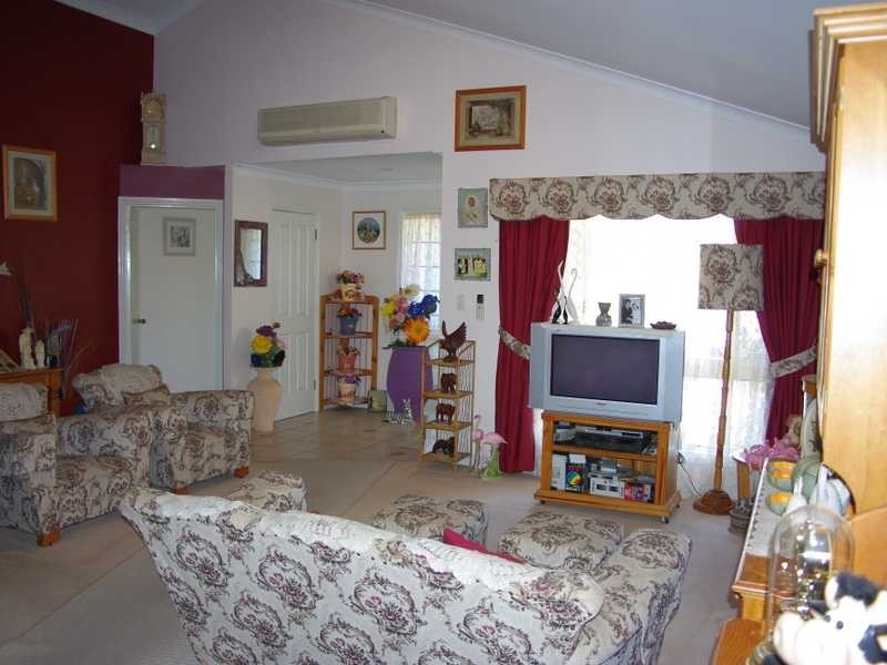 19 Kerners Road, Yamanto QLD 4305