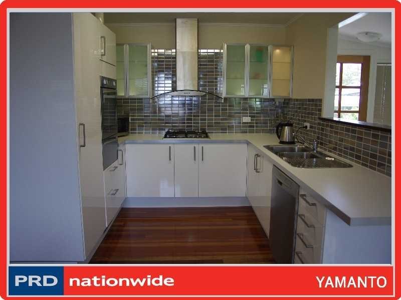 24 Nile Street, Riverview QLD 4303