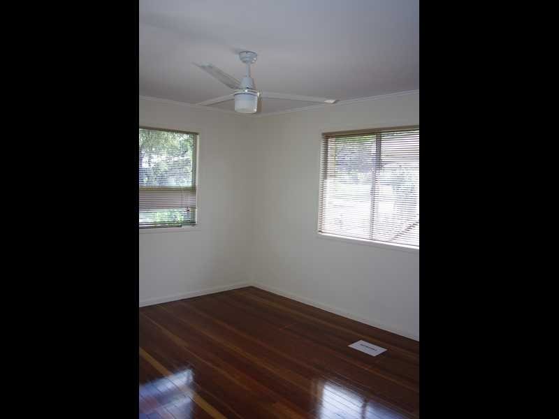 24 Nile Street, Riverview QLD 4303